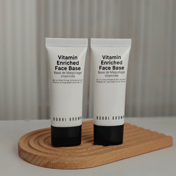 2 New Bobbi Brown Vitamin Enriched Face Base 0.5 fl oz 15 ml each Travel Size - Picture 1 of 1